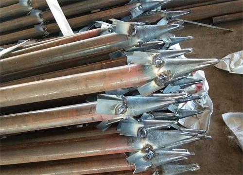 玉屏管棚钢花管